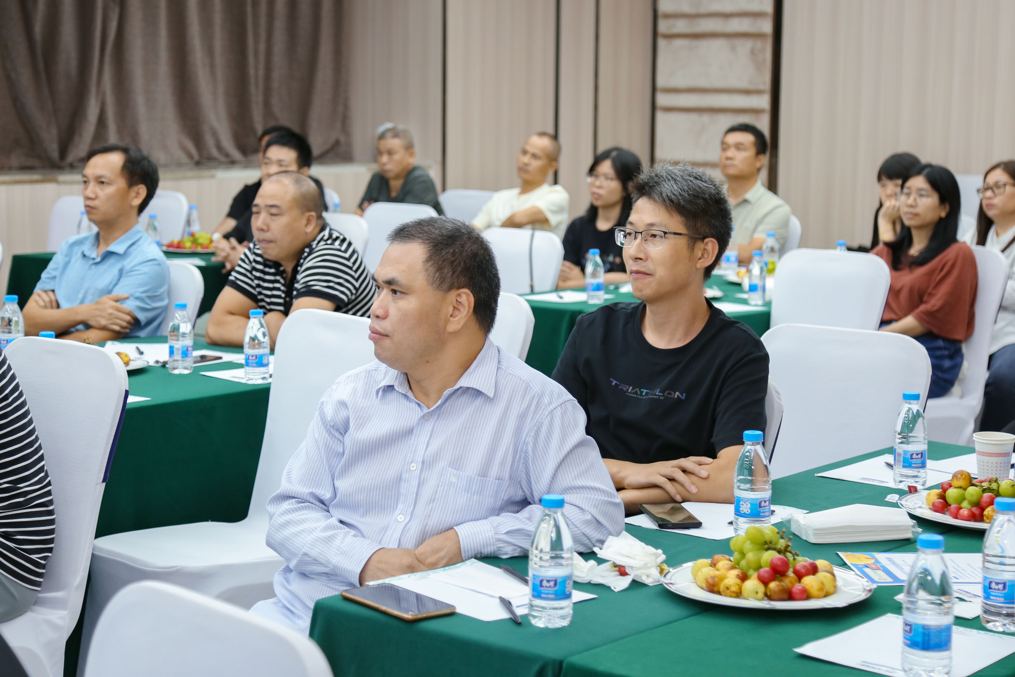 2024上半年總結(jié)會(huì)議：東莞市京福、京緯、京翼服裝有限公司，匯聚力量，逐浪前行...(圖27)