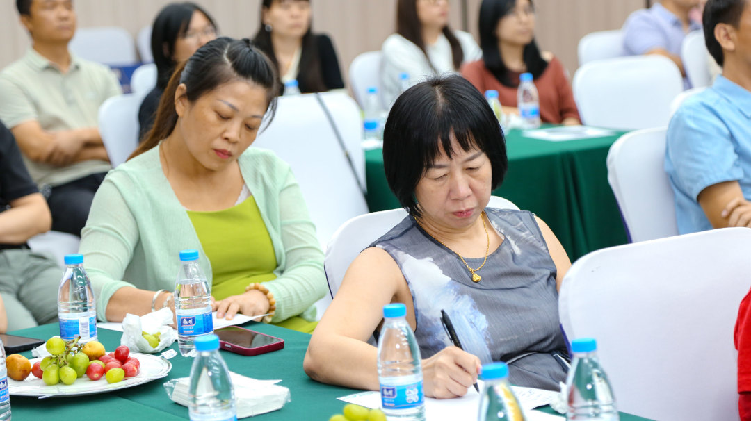 2024上半年總結(jié)會(huì)議：東莞市京福、京緯、京翼服裝有限公司，匯聚力量，逐浪前行...(圖26)